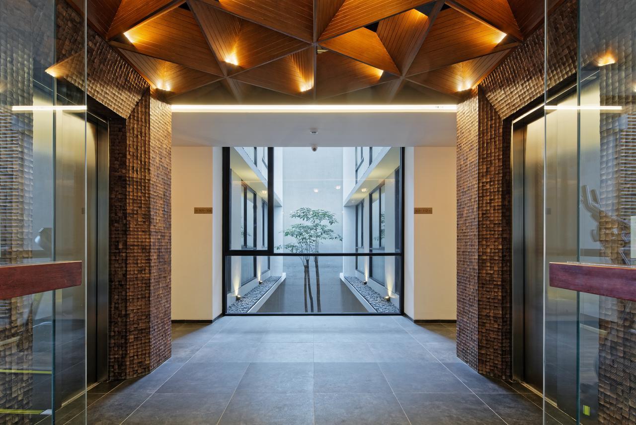 Delua Hotel Jakarta Luaran gambar