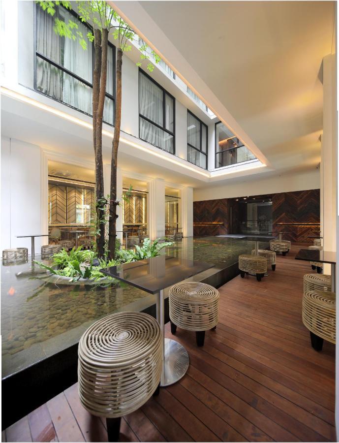Delua Hotel Jakarta Luaran gambar