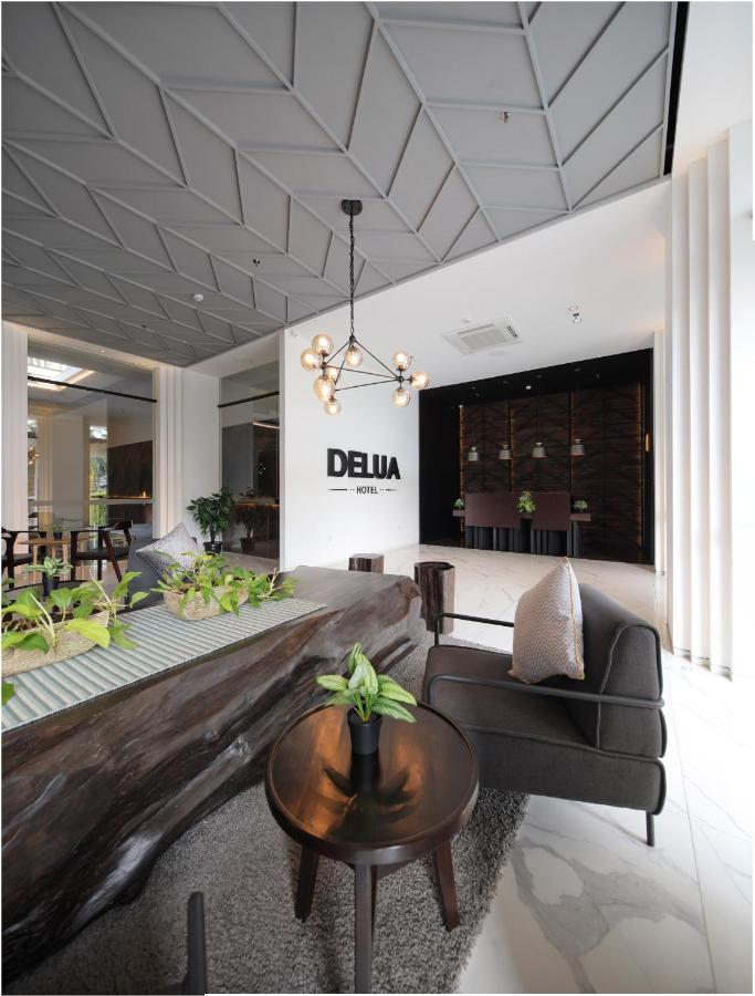 Delua Hotel Jakarta Luaran gambar